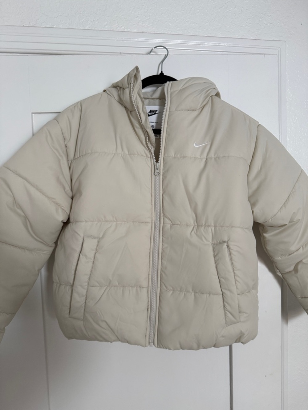 Nike Women’s Beige/Cream Puffer Jacket with Hood